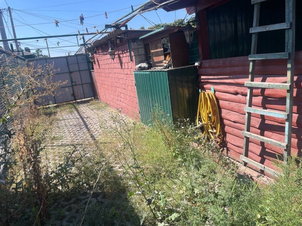 For Sale: Part of a House in Cheremshyi with Renovation and a Private Yard