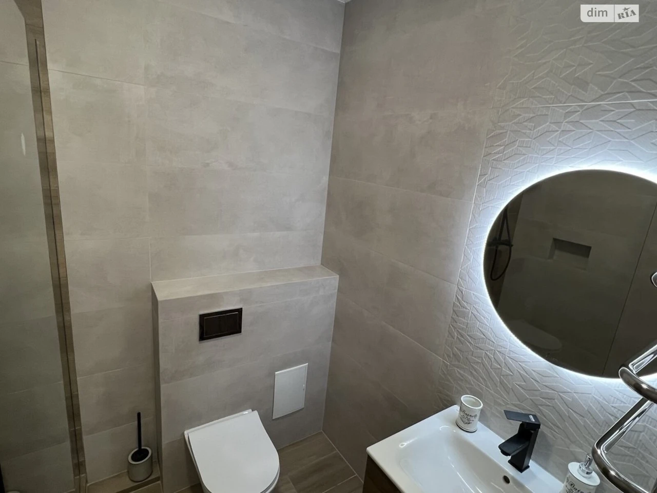 Long-Term Rental Apartment, Slav'yanka