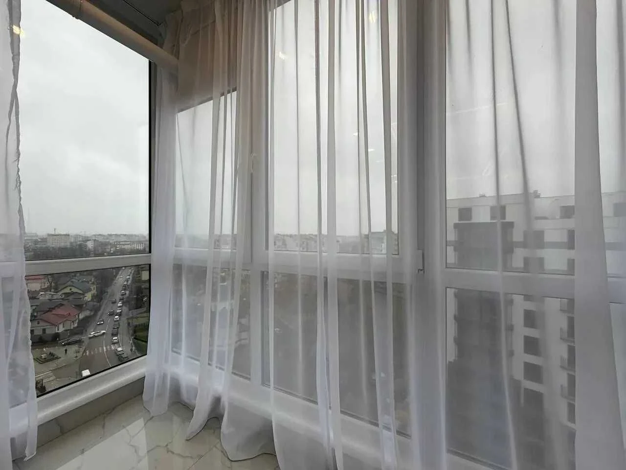 Great Price! Large 2-room apartment in the city center, furnished and with appliances