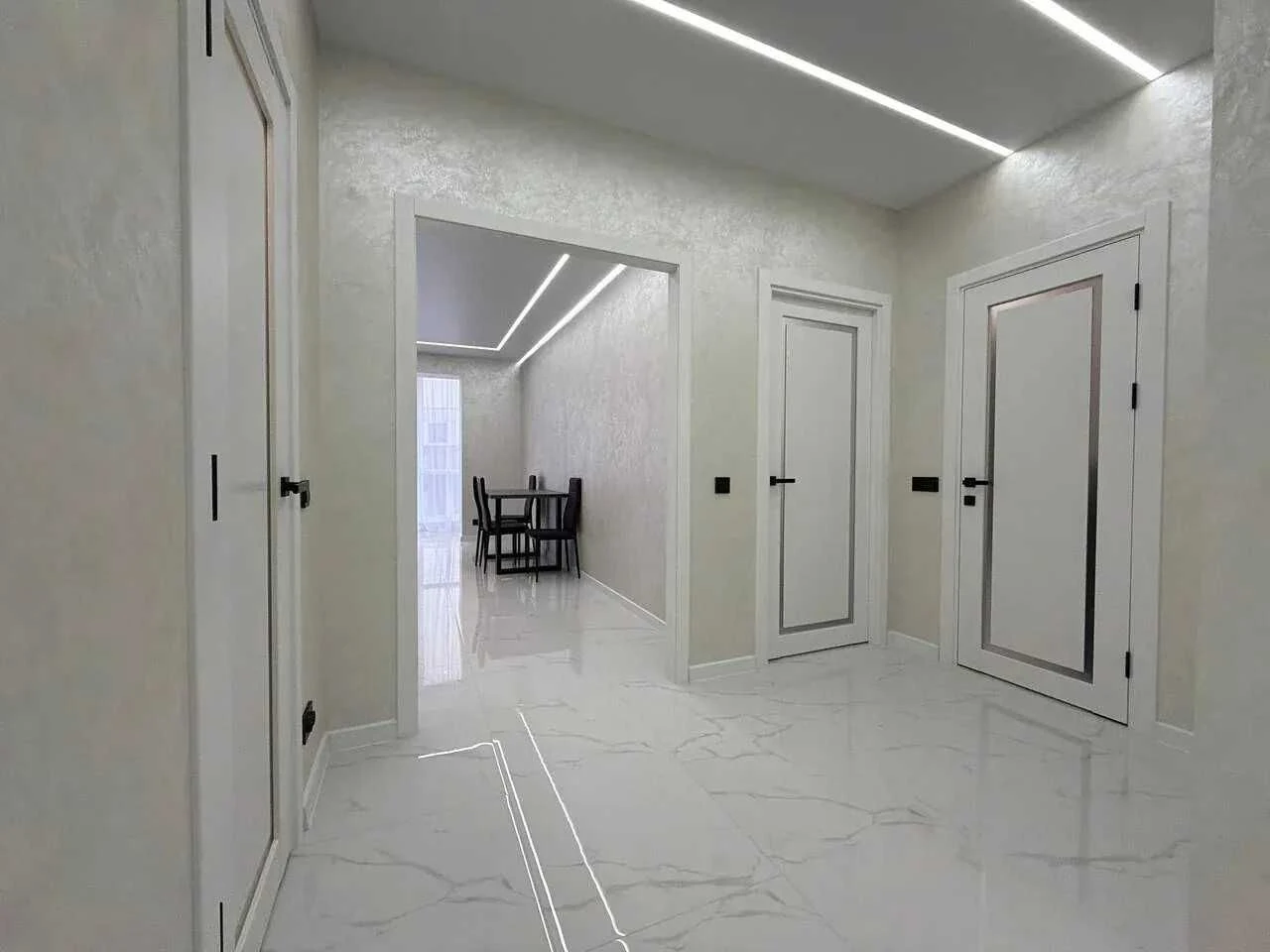 Great Price! Large 2-room apartment in the city center, furnished and with appliances
