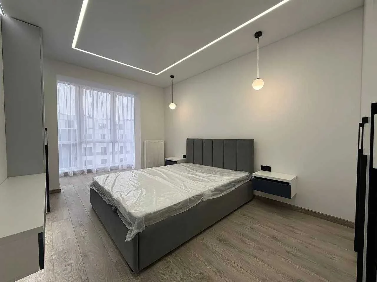 Great Price! Large 2-room apartment in the city center, furnished and with appliances