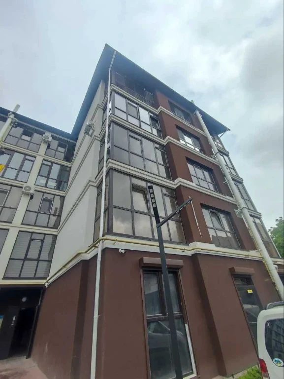Apartment for Sale: 3-room apartment in a well-maintained building