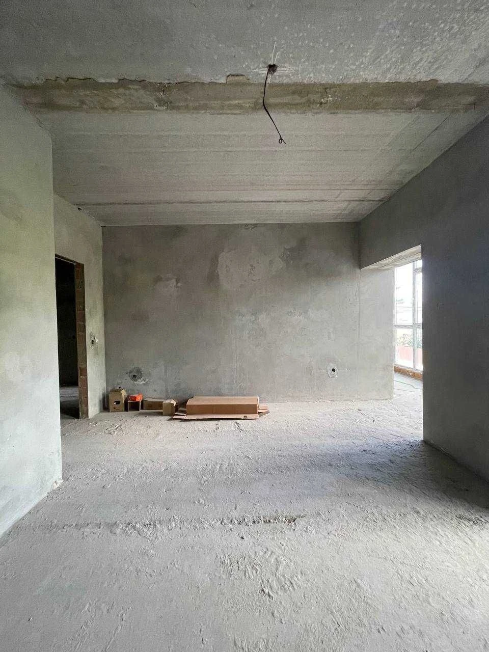 Apartment for Sale: 3-room apartment in a well-maintained building