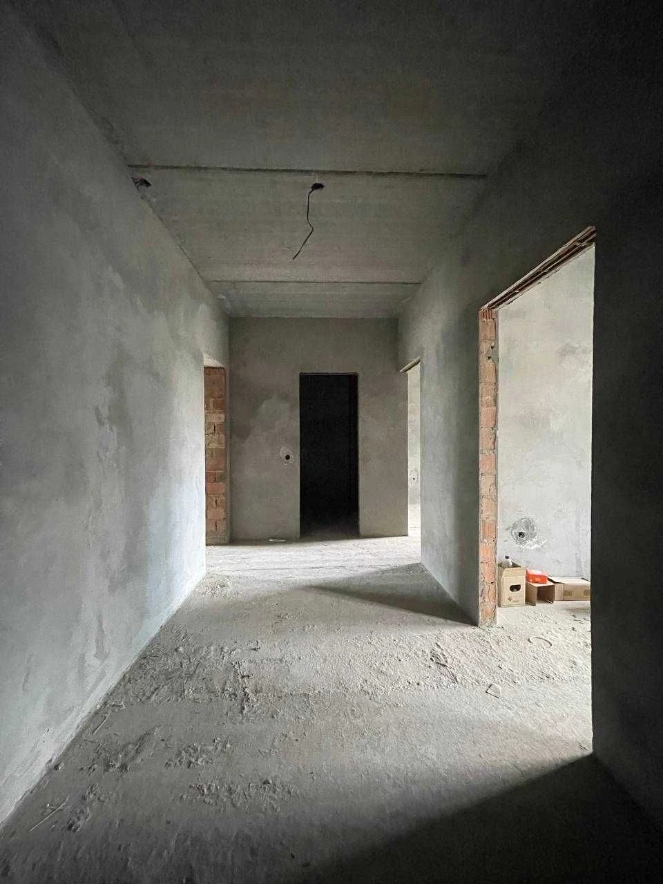 Apartment for Sale: 3-room apartment in a well-maintained building