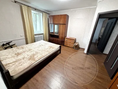 9 Поздовжня/Колос 2к квартира в продажі