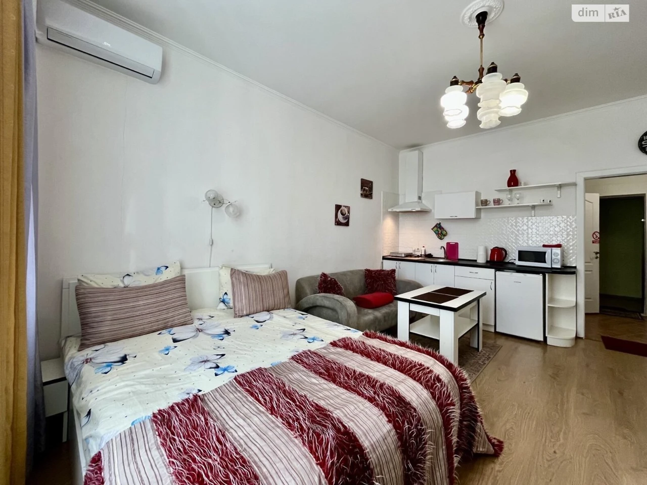 Sale Apartment in Desnyan district