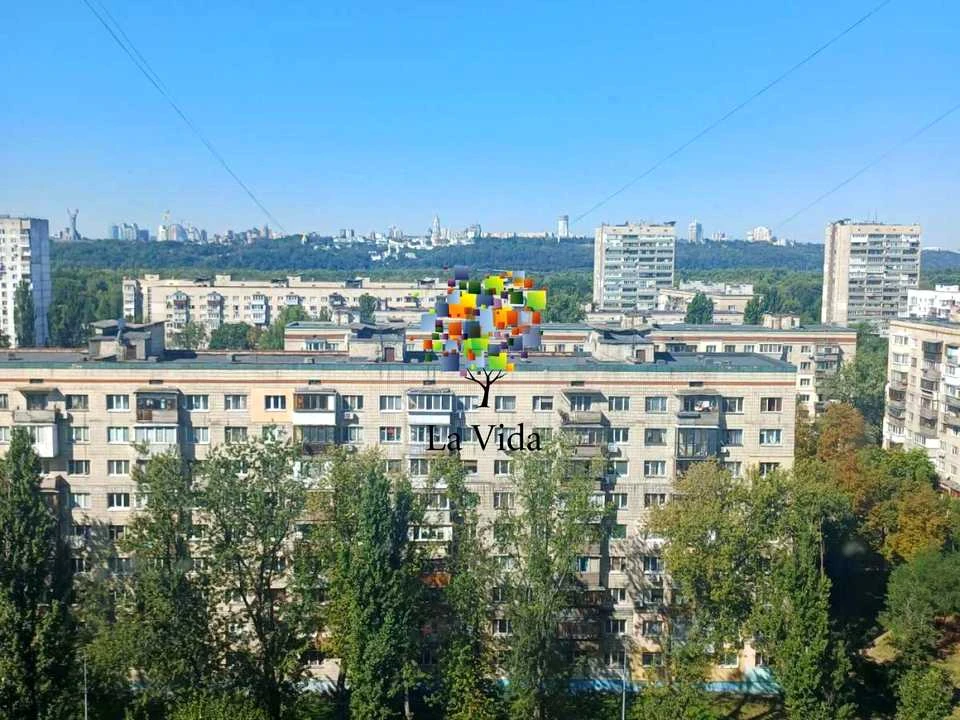 Квартира. Київ, Ігоря Шамо бульв.