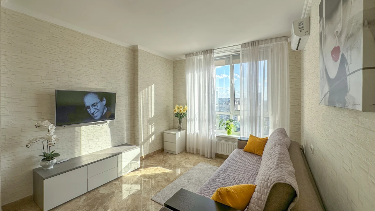 Продажа 1-комнатной квартиры 46 м², Соломенская ул., 20В