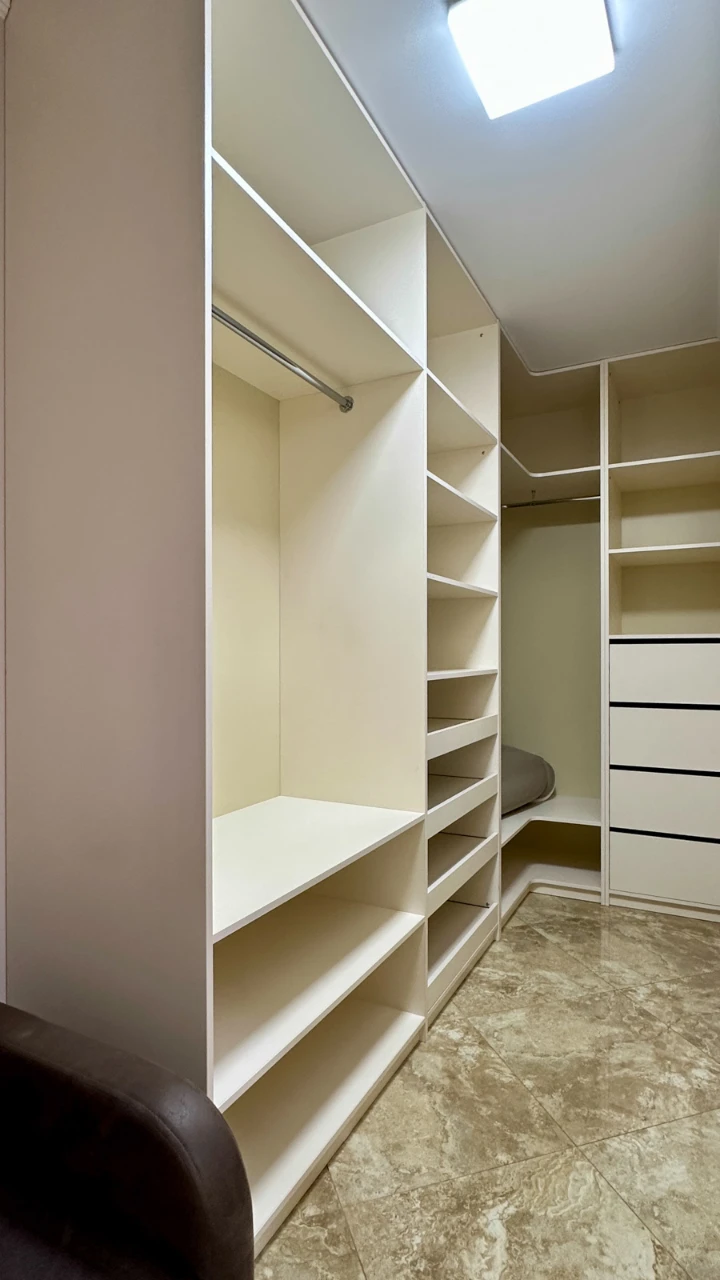 Продажа 1-комнатной квартиры 46 м², Соломенская ул., 20В