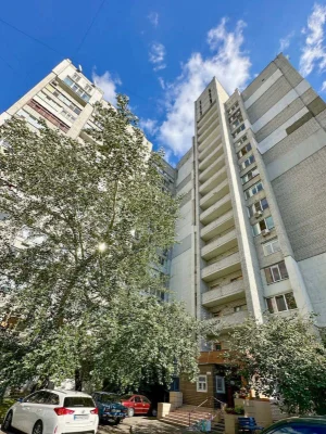 Продается 3-комнатная квартира 97 м², улица Драгоманова, 31В