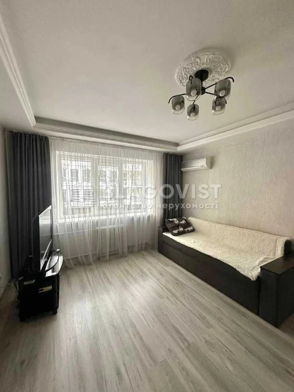 Берестейський просп. (Перемоги просп.), 70, продаж 2 кімнатн