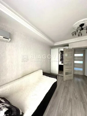 Берестейський просп. (Перемоги просп.), 70, продаж 2 кімнатн