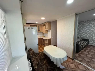 Sale of a 2-room apartment on Ziminikh Pokhodov Street, Meat Combine