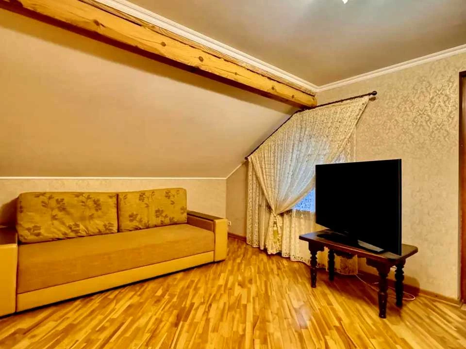 House. Kyiv, Radistiv St.