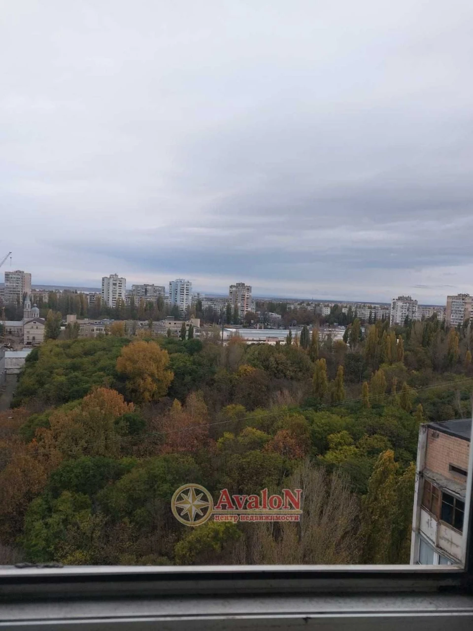 Предлагаем просторную 2-х комнатную квартиру на Крымском бул