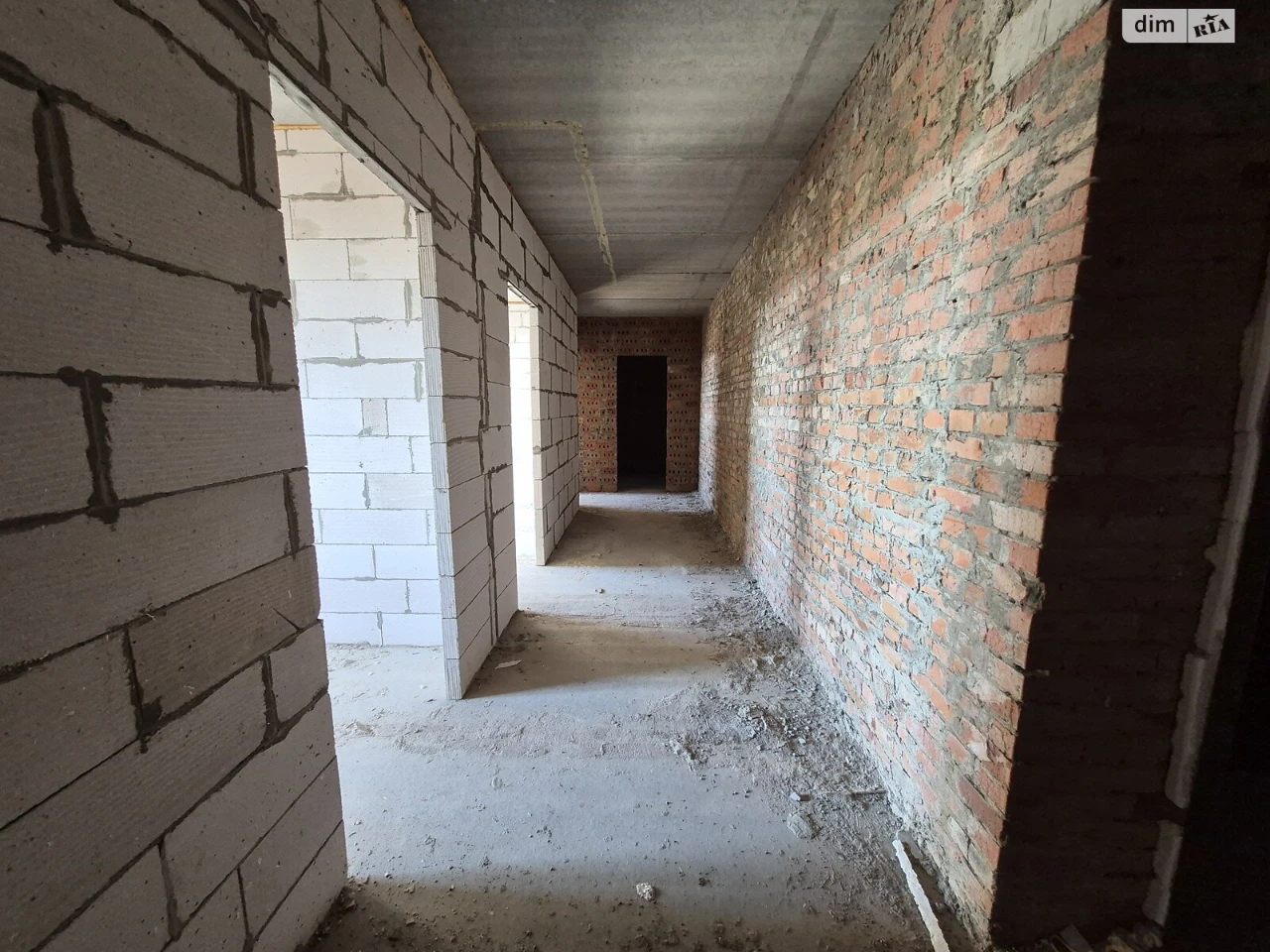 Apartment for Sale: Old Town