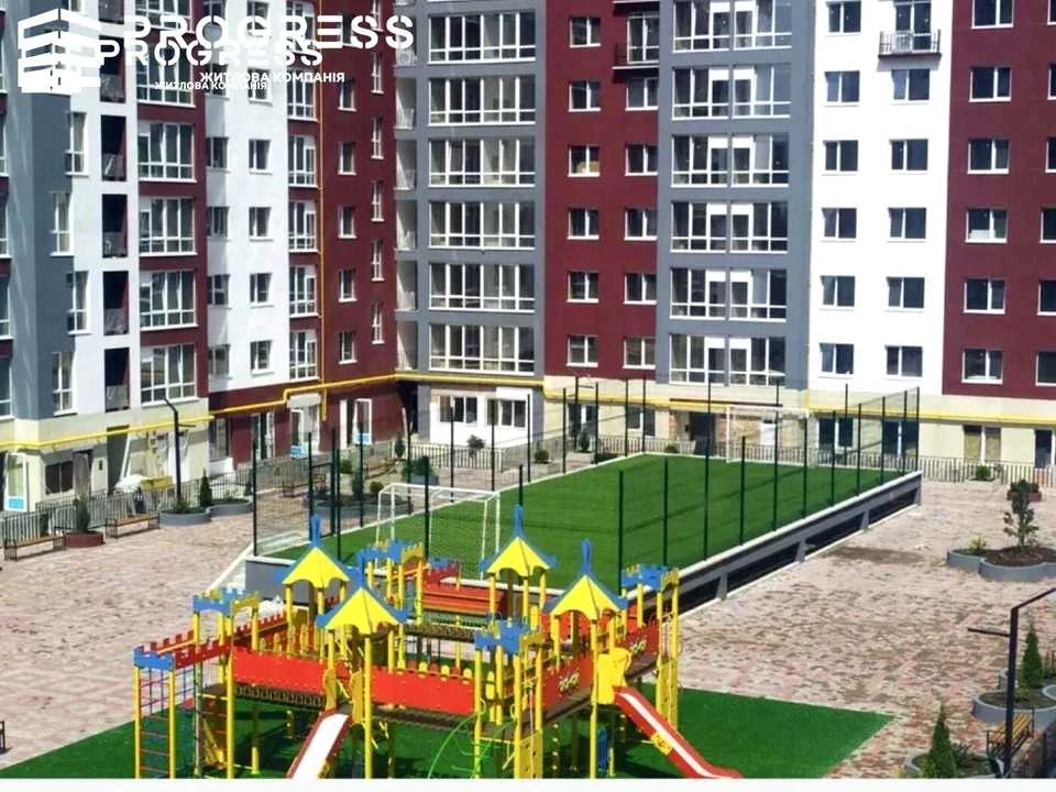 Квартира. Ивано-Франковск, Княгинин ул.