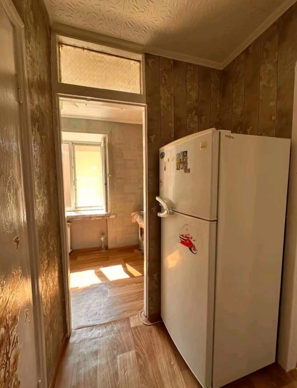 Квартира 1 кімнатна, 5/5, не кутова,  вул. 6 Слобідська 45,