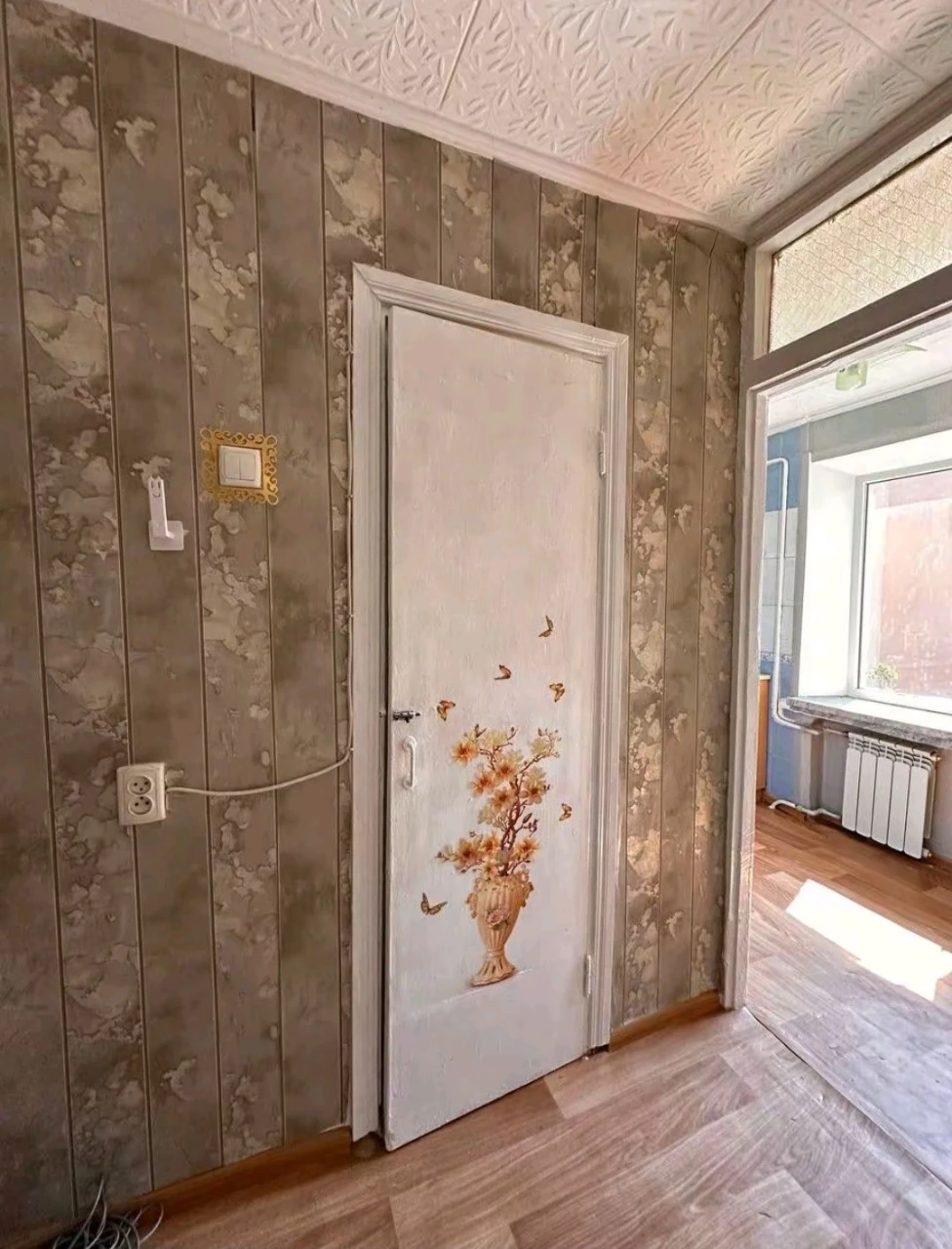 Квартира 1 кімнатна, 5/5, не кутова,  вул. 6 Слобідська 45,