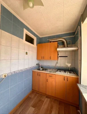 Квартира 1 кімнатна, 5/5, не кутова,  вул. 6 Слобідська 45,