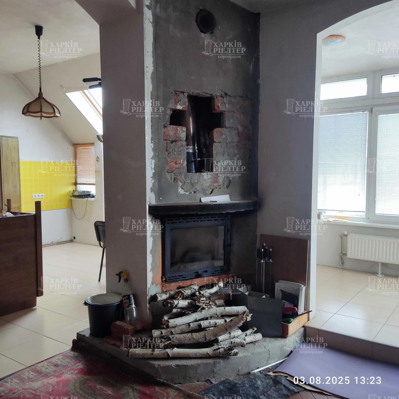 LN D2 Продаж 3-кімнатної квартири в центрі