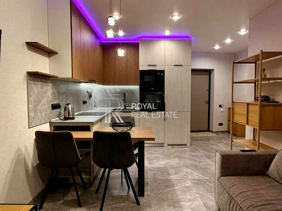 Apartment. Kyiv, Prychalna Street