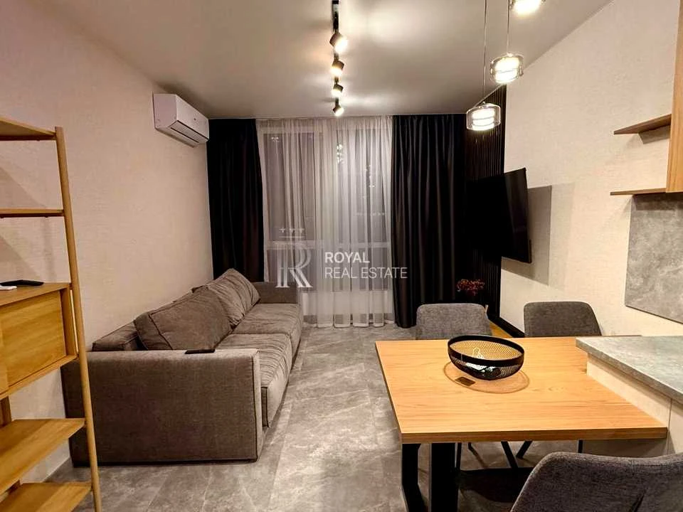 Apartment. Kyiv, Prychalna Street