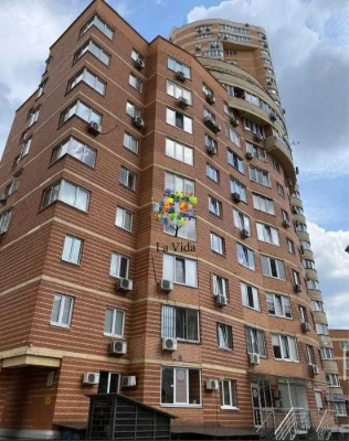 Продаж 1к квартири  Срібнокільська 12