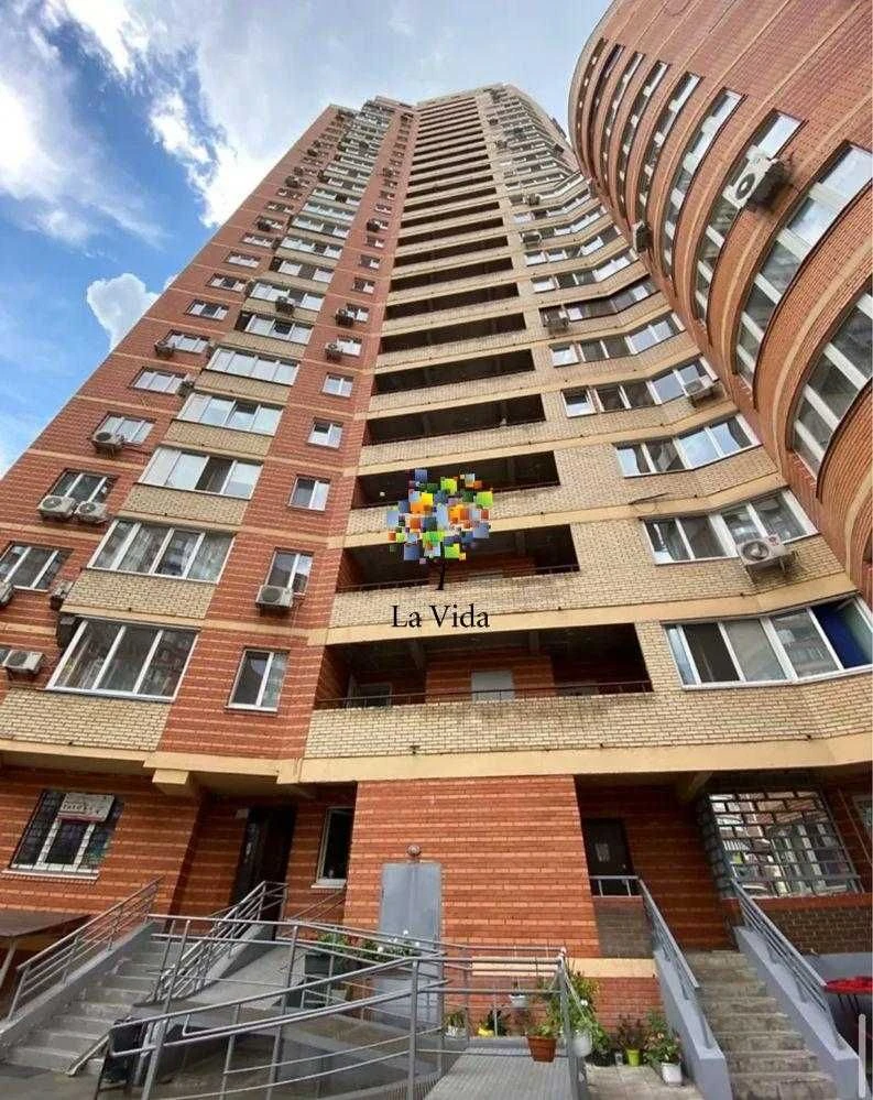 Продаж 1к квартири  Срібнокільська 12