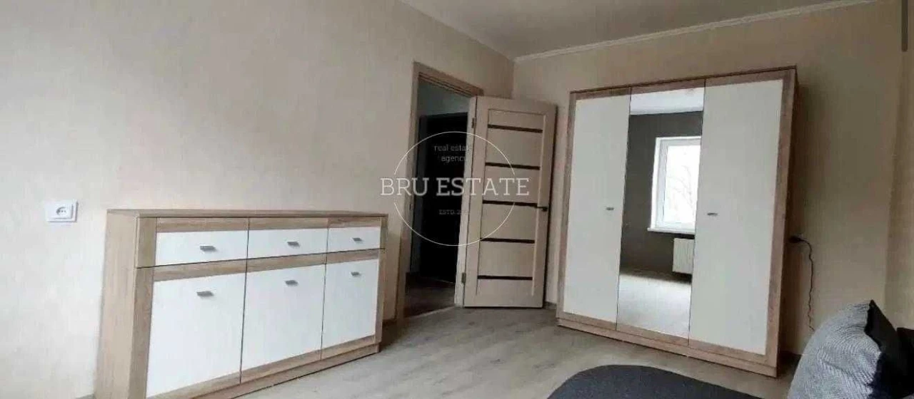 Продаж 1-к квартири вул Петропавлівська 14 Куренівка Подільс