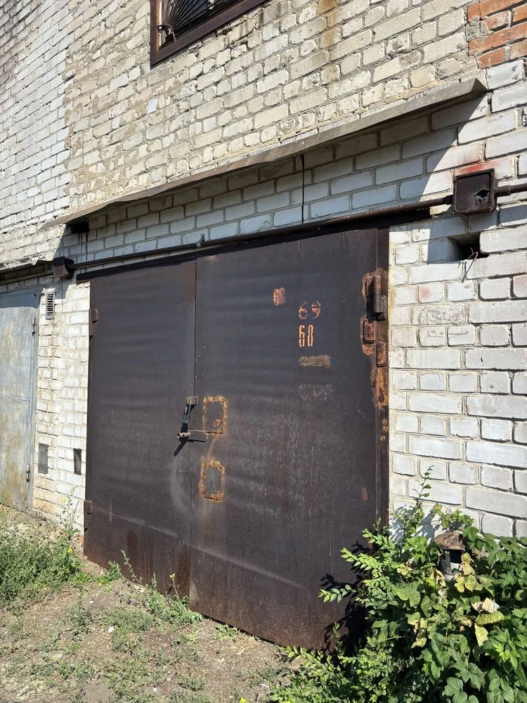 Spacious Garage 19 sq m, Shinnaya Street 22 d