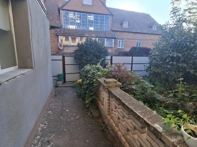 Sale of a House Section in Piatnichany
