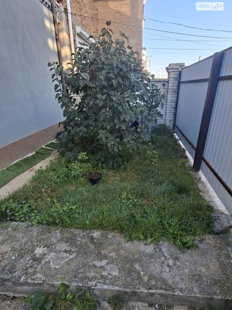 Sale of a House Section in Piatnichany