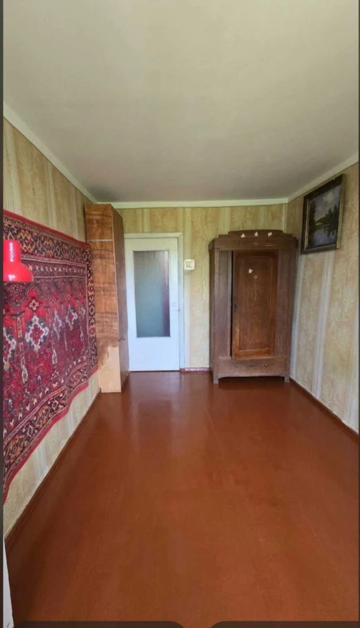 У продажу двокімнатна квартира