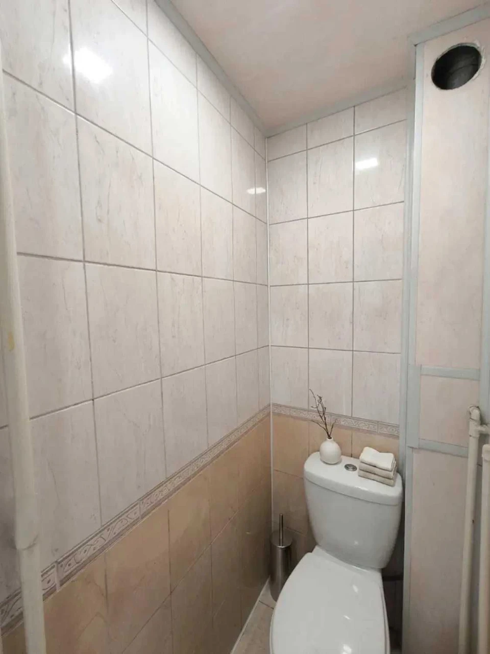 Sale of a 3-bedroom apartment on Levada with 2 balconies. Separate rooms.