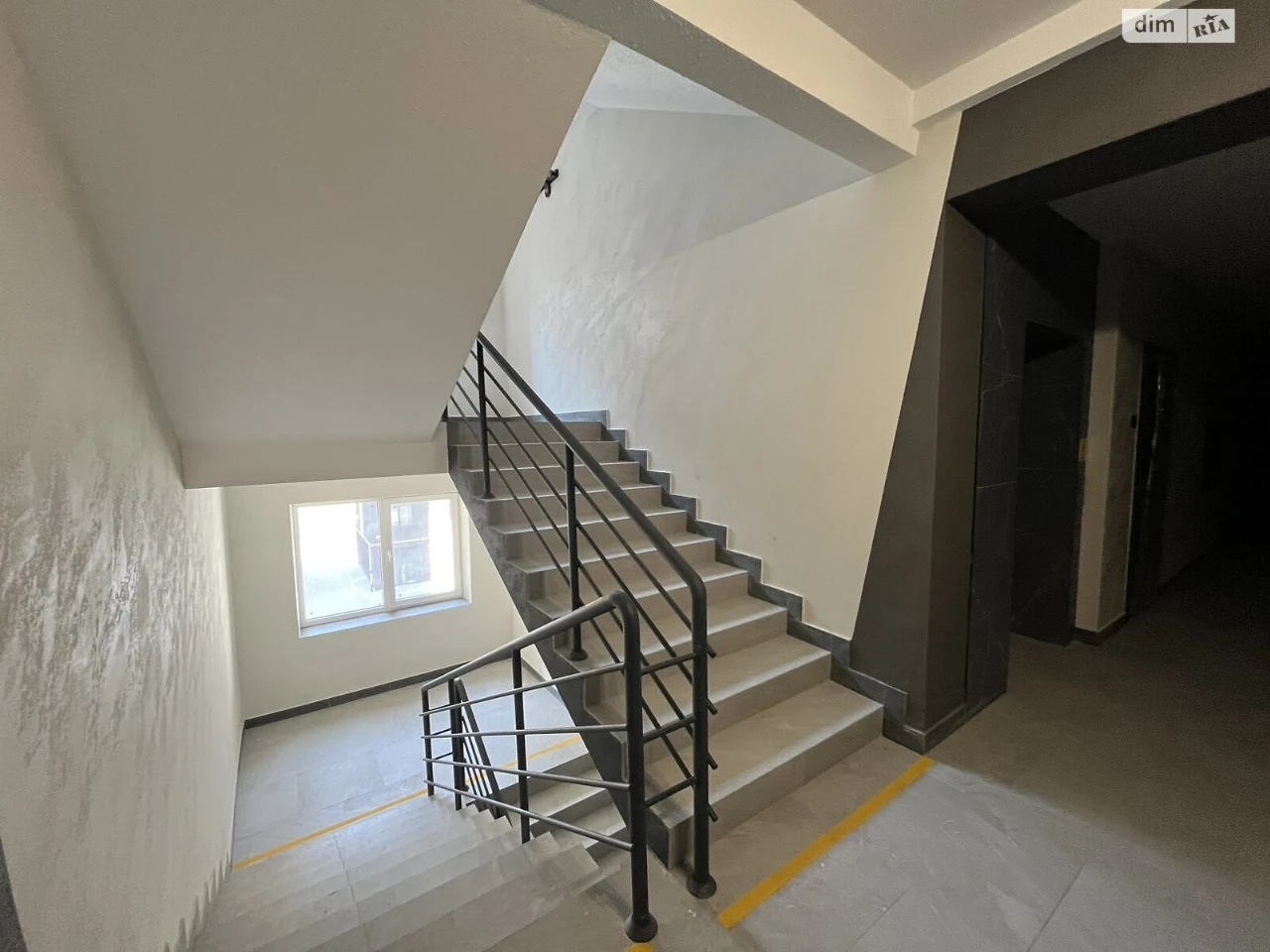 Sale of Apartment Ozerna
