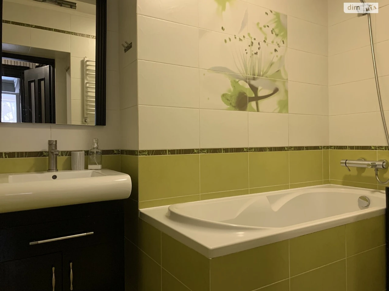 Long-Term Rental Apartment in New World