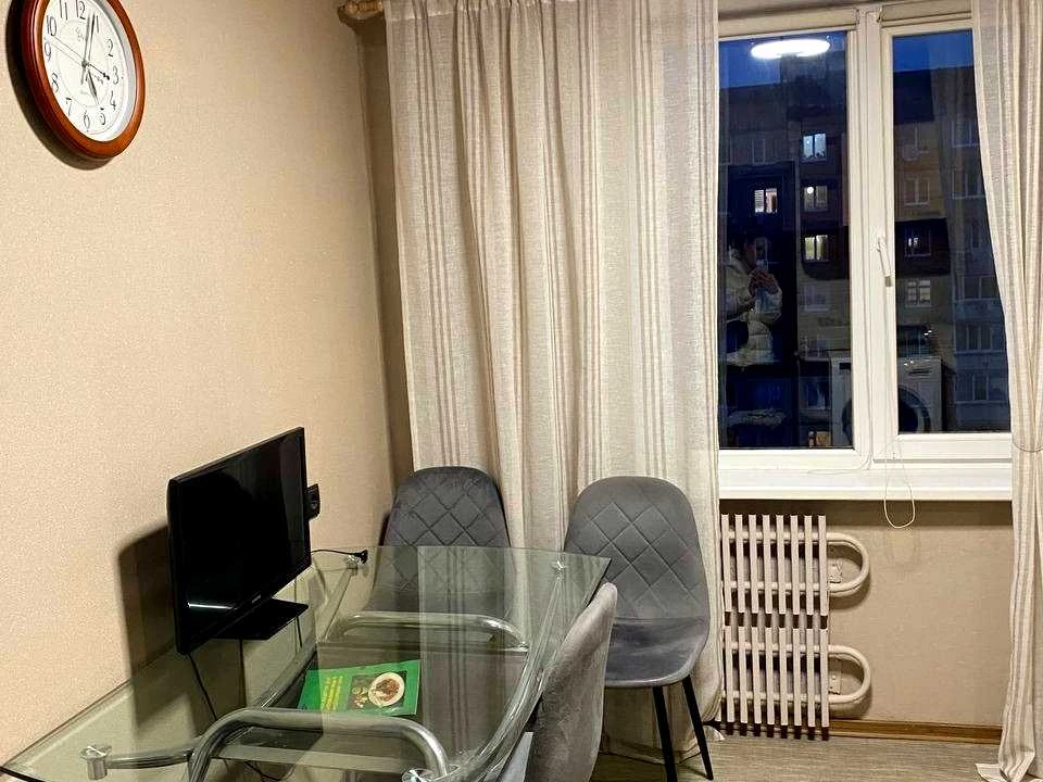 Apartment. Dnipro, Myr Avenue