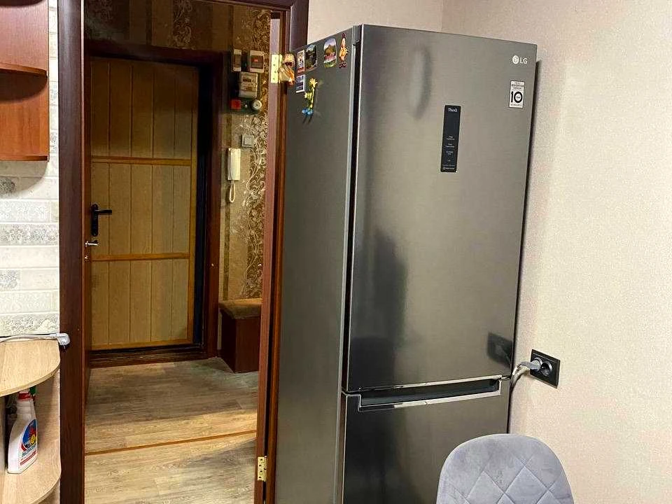 Apartment. Dnipro, Myr Avenue