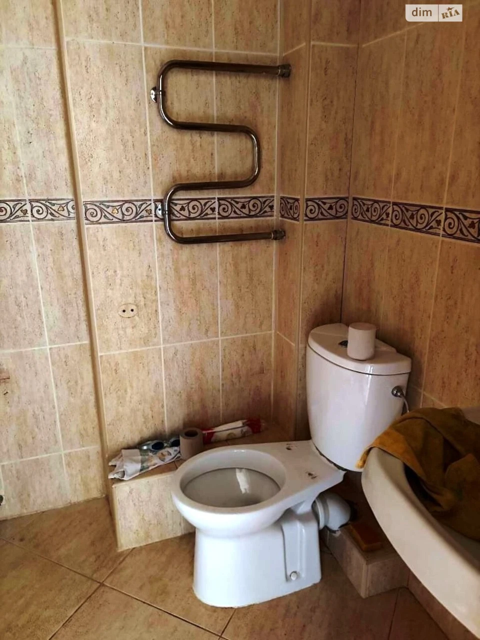 Apartment for Sale: Holosiiv