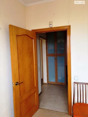 Apartment for Sale: Holosiiv
