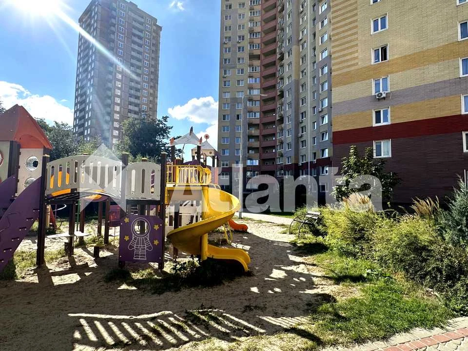 Квартира. Київ, Самійла Кішки вул.