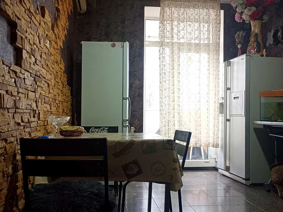 Квартира. Одесса, улица Велика Арнаутская.