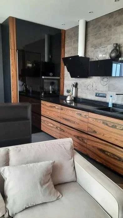 Собственник! Продам 1-комн. квартиру 50.4 м² с ремонтом и ви