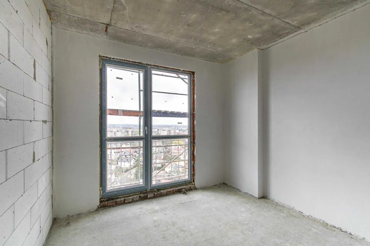 Spacious 1-bedroom apartment for sale in ЖК Листопа