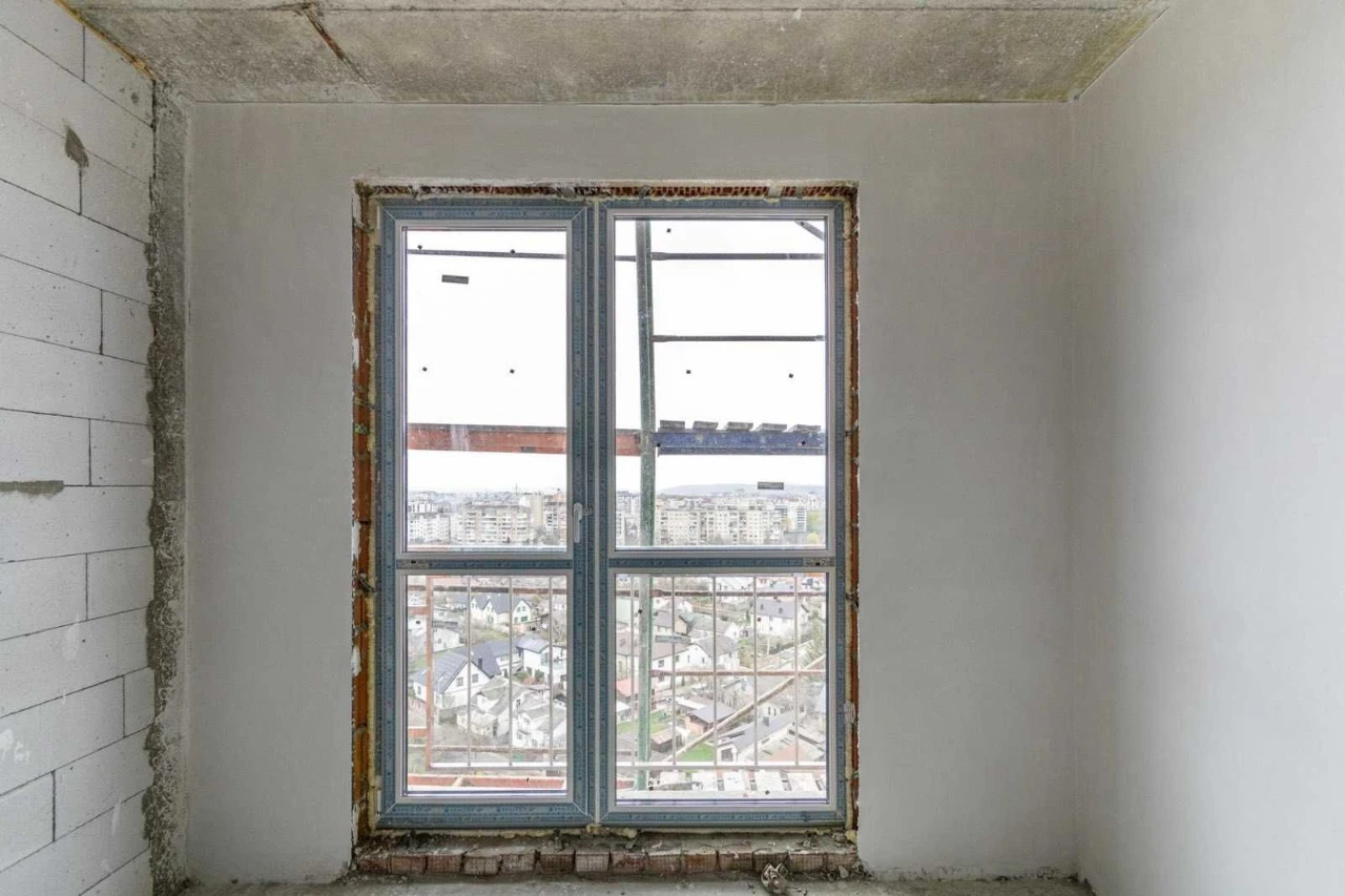 Spacious 1-bedroom apartment for sale in ЖК Листопа