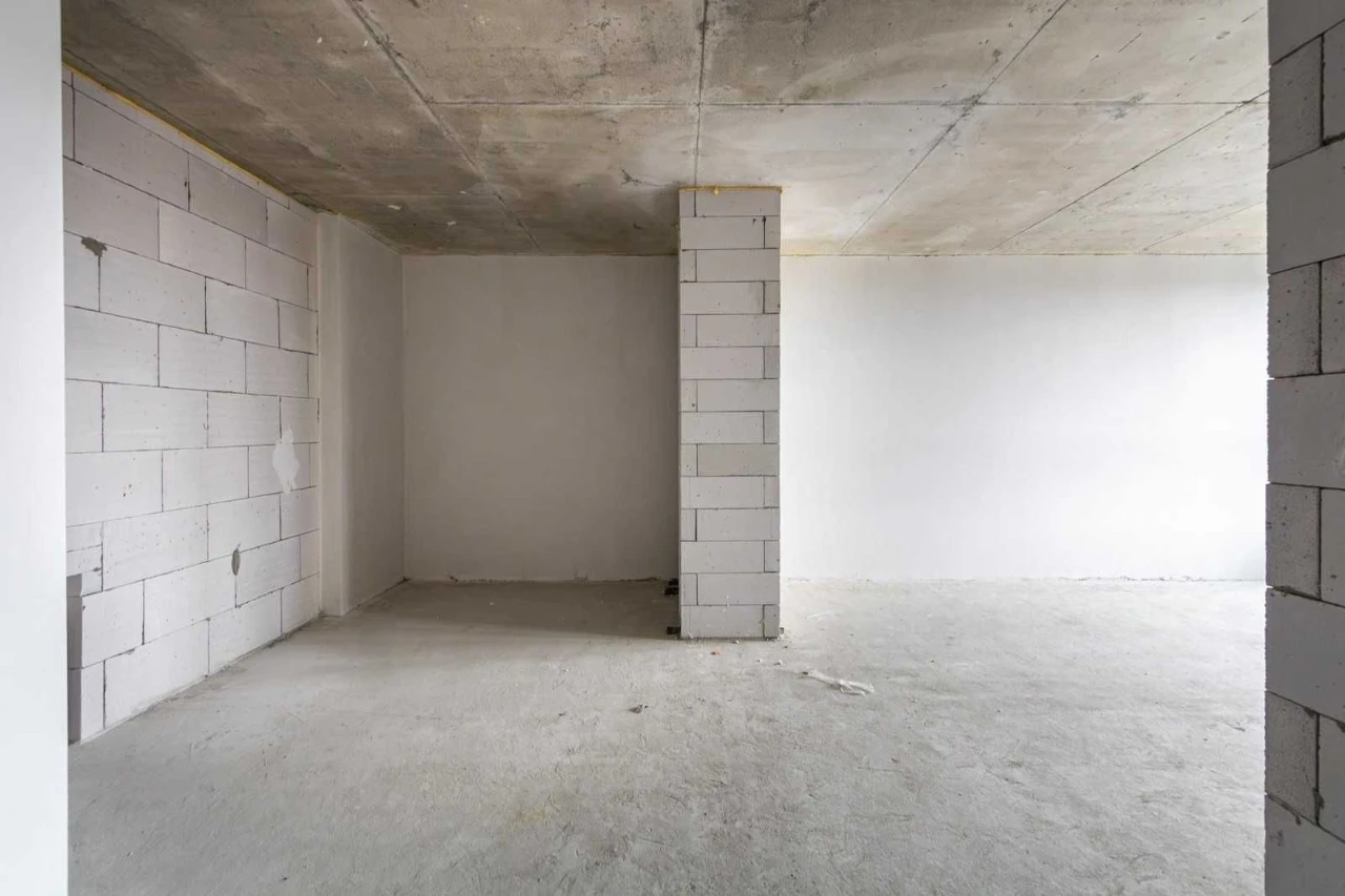 Spacious 1-bedroom apartment for sale in ЖК Листопа