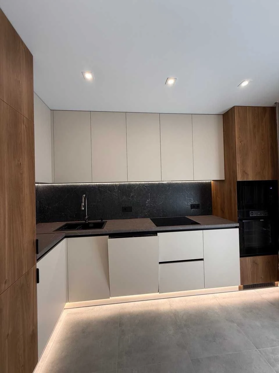 Продаж 1 кімнатна квартира з ремонтом в ЖК Sky Garden