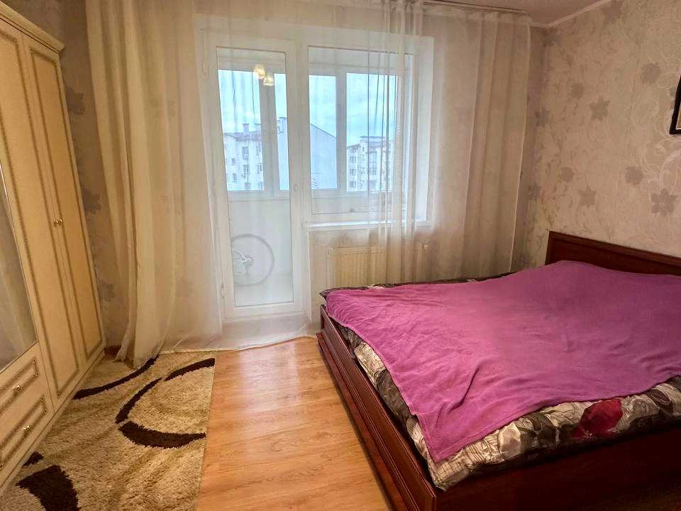 Квартира. Івано-Франківськ, вулиця Василя Симоненка