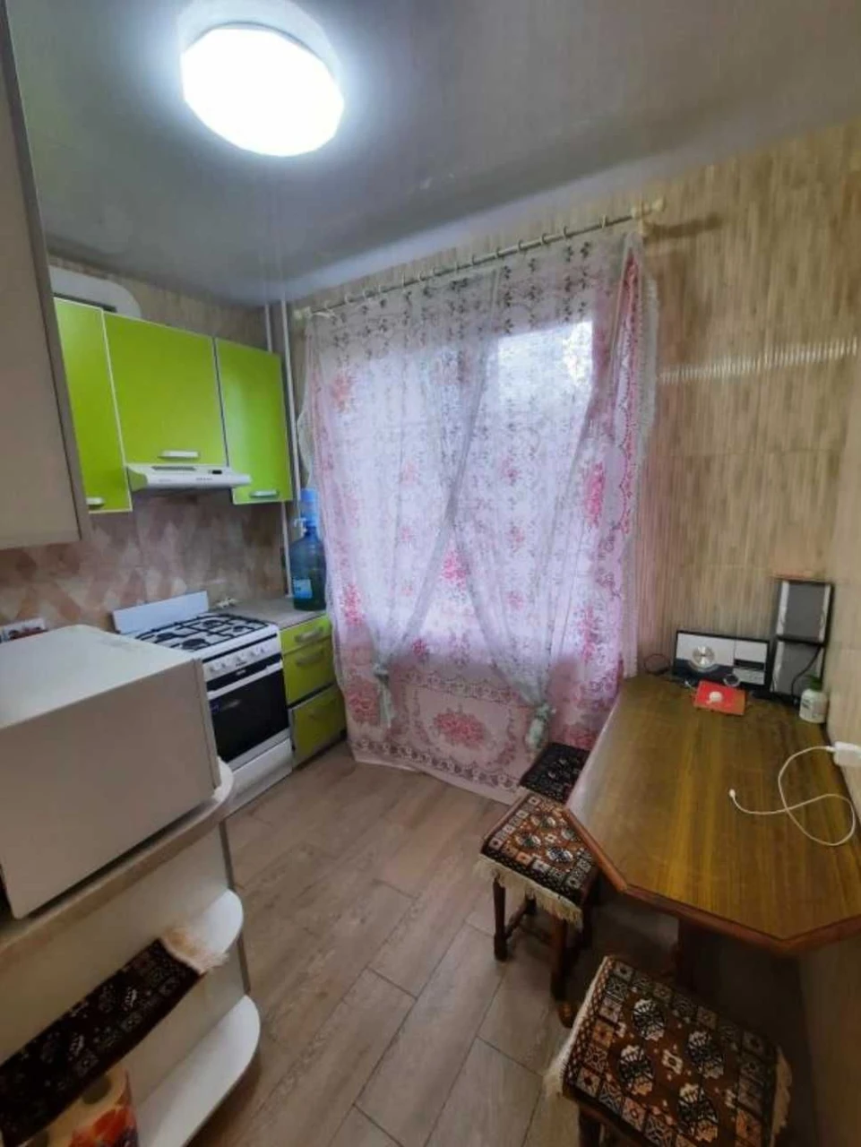 For Sale: 2-bedroom apartment in Kyiv district with renovation
